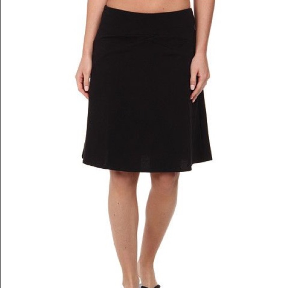 Patagonia Black Vitality Organic Blend Skirt!
